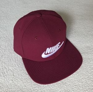 NIKE Pro Dri-Fit Hat
